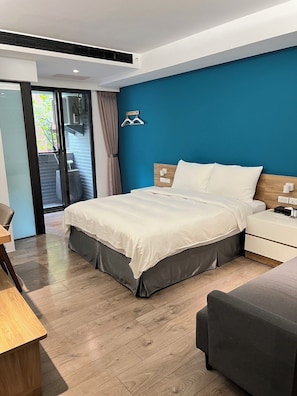 Standard Double Room | Premium bedding, down comforters, pillowtop beds, desk - Greenight Hotel (Taichung)