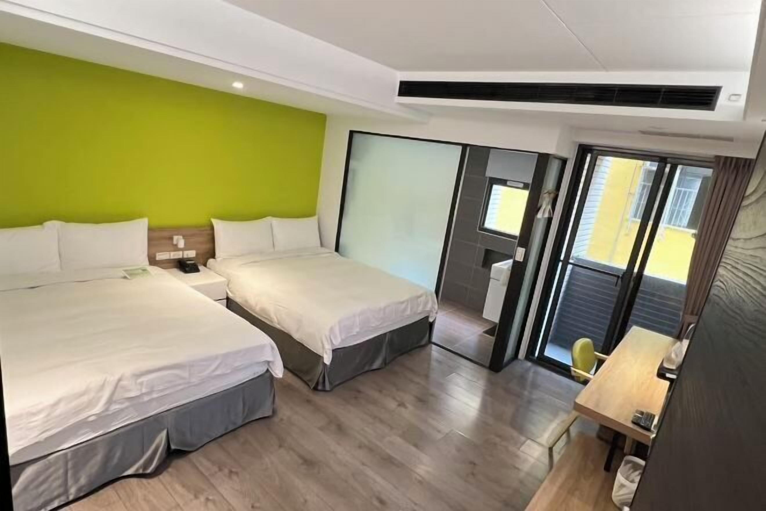 Premium bedding, down duvets, pillow-top beds, desk