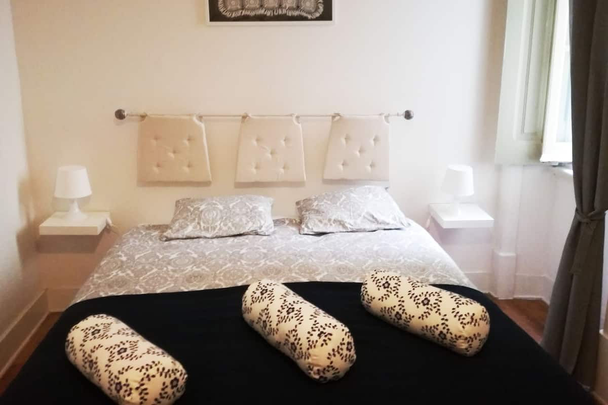 Individually decorated, rollaway beds, free WiFi, bed sheets