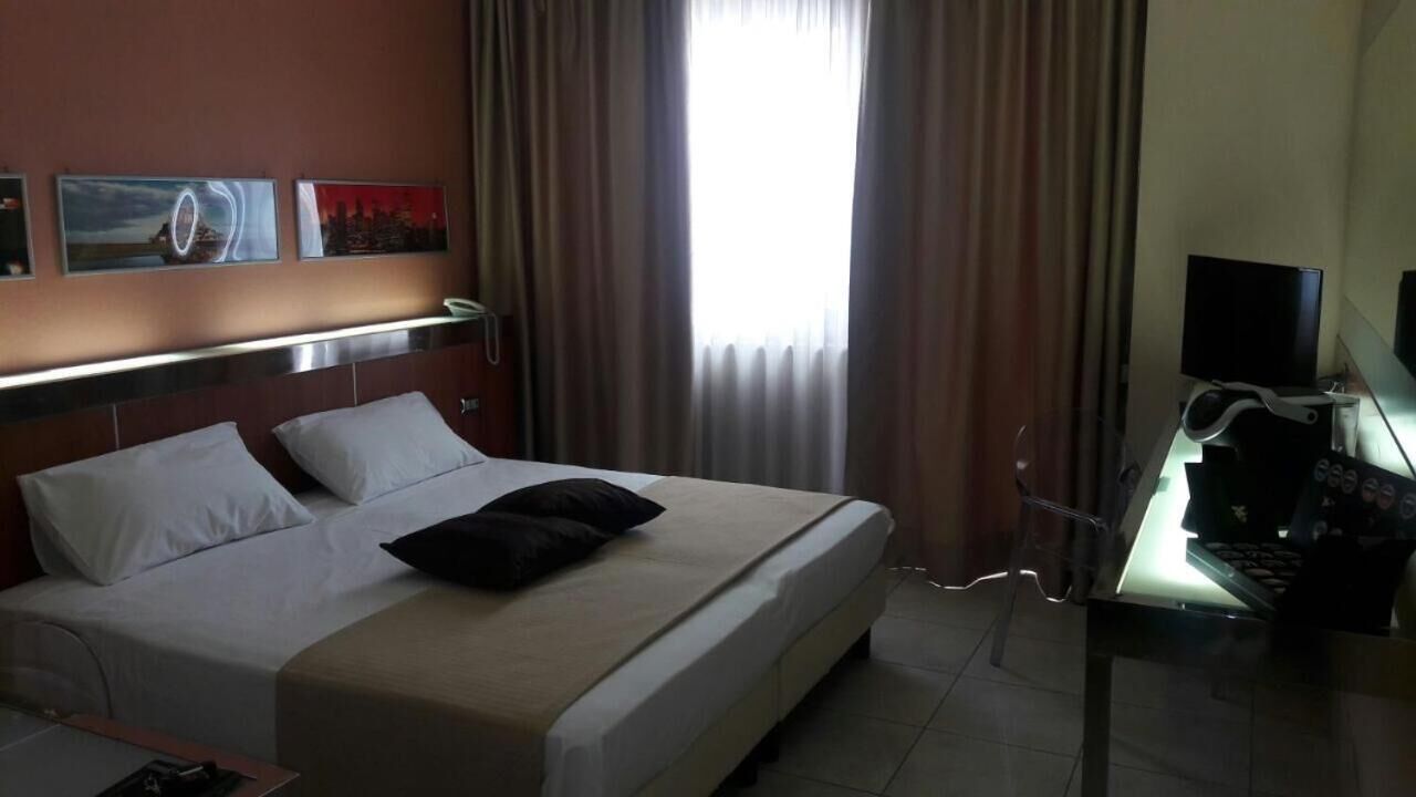 Biancheria da letto di alta qualità, minibar, una cassaforte in camera