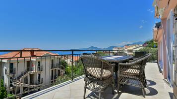 Vue depuis lâhĂ©bergement