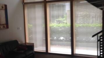 Classic Apartment, 1 Bedroom, Courtyard Area | Living room