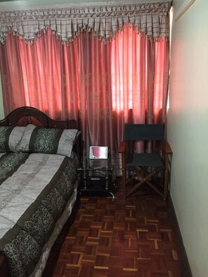 Economy Double Room | Free WiFi - Magiwa Homestay - Adults Only (Nairobi)