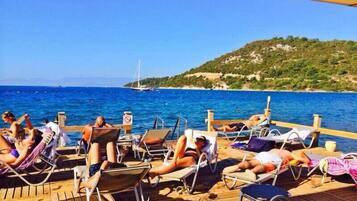 Sun deck