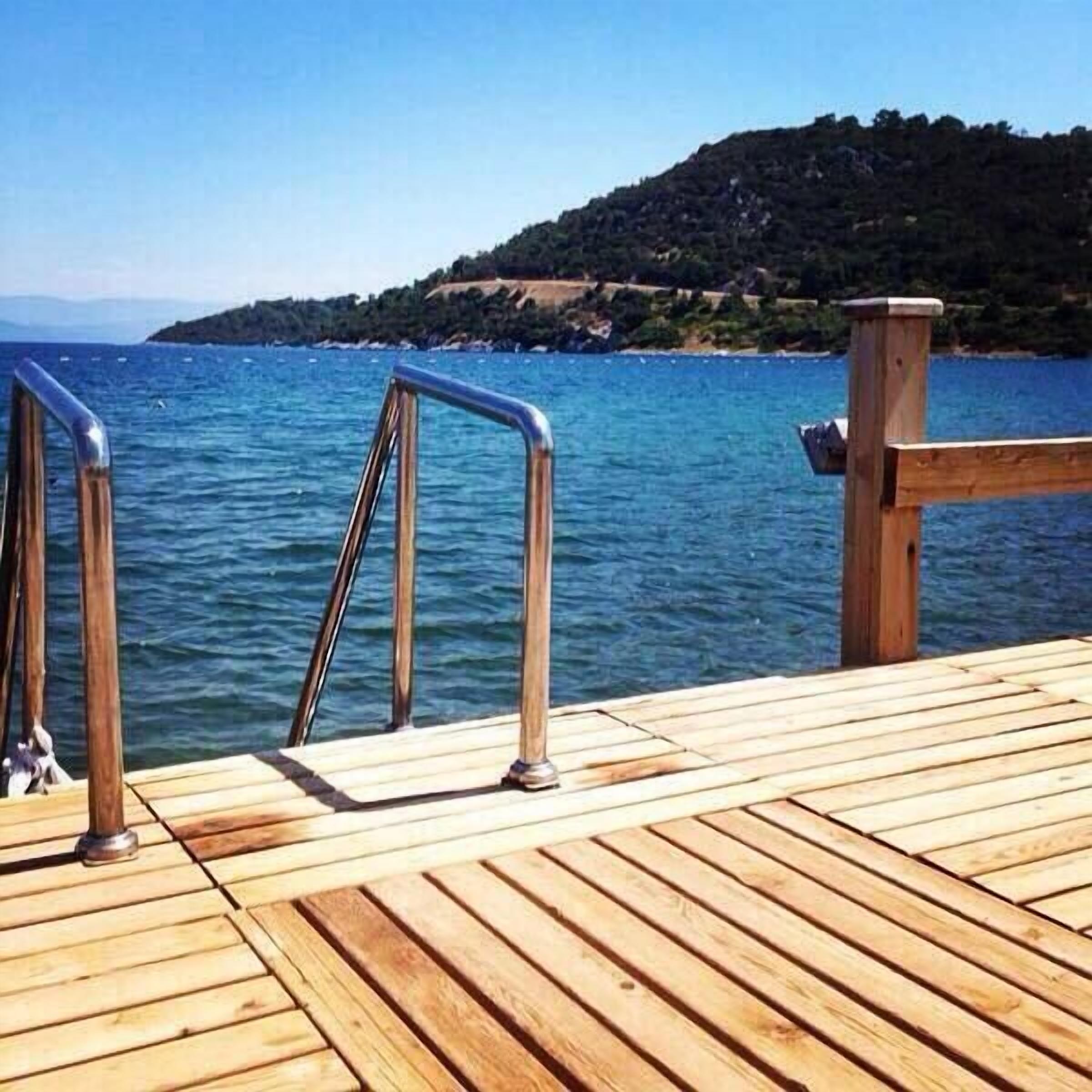 Dock