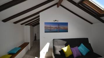 Family Apartment, 3 Bedrooms | Living area