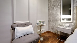 Deluxe Room, 1 Bedroom, SILVER