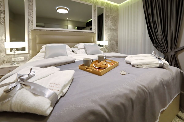 Deluxe Room, 1 Bedroom, SILVER