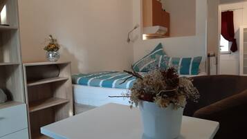 Double Room, Non Smoking | Premium bedding, soundproofing, free WiFi, bed sheets