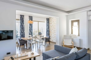 Villa - 3 sovrum - privat pool - utsikt mot poolen | Vardagsrum | Platt-tv