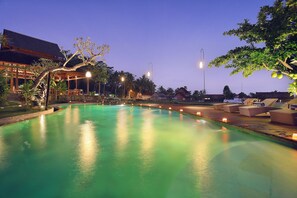 Outdoor pool - Kabinawa Ubud Villas by GenuineHost (Tegallalang)