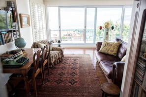 Deluxe Apartment, 2 Double Beds, Sea Facing (Crow's Nest) | Living area - Kalk Bay Apartments (Cape Town)