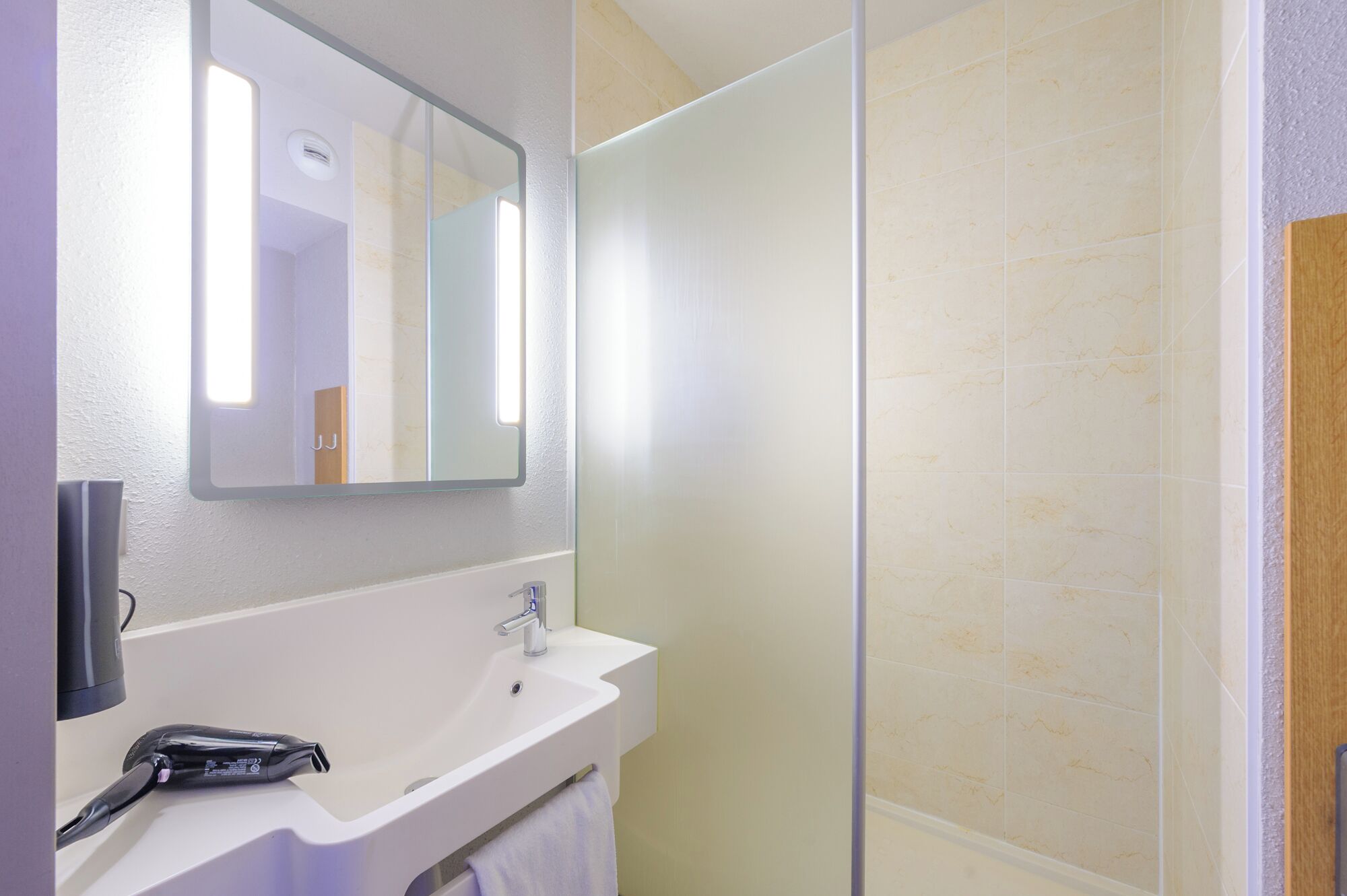 Photo - B&B HOTEL LA ROCHELLE Beaulieu Puilboreau