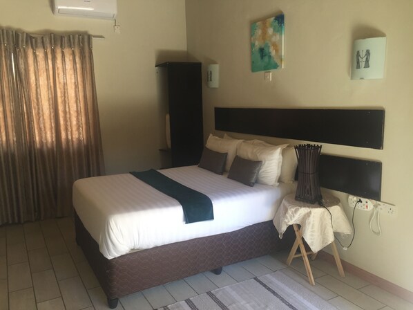 Standard Room, Garden View | Desk, free WiFi - Shakawe Sands Lodge (Shakawe)