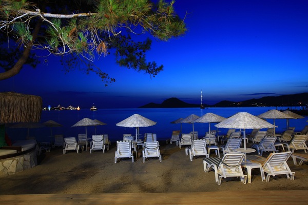 Private beach, sun loungers, beach umbrellas