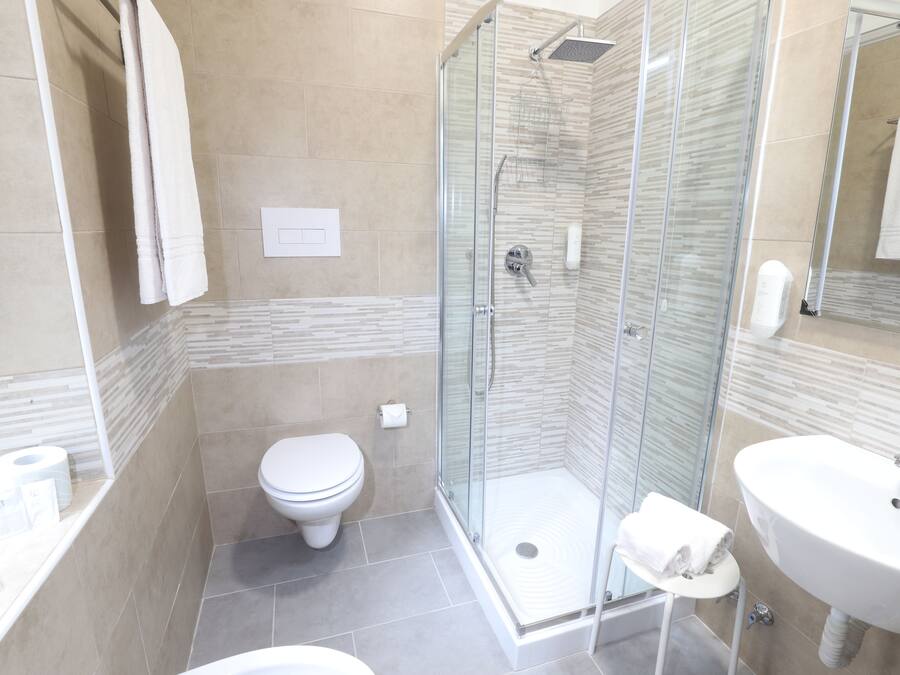 Free toiletries, bidet, towels