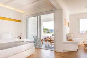 Junior Studio Suite, 1 King Bed, Balcony, Sea View