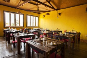 Desayuno buffet incluido todos los días