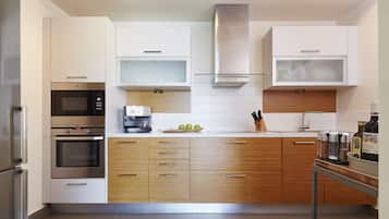 Vila, 4 kamar tidur | Dapur pribadi | Lemari es besar, microwave, oven, dan kompor