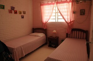 Room, Multiple Bedrooms