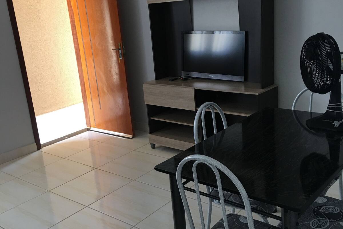 Phòng 4 Economy, 2 phòng ngủ (02)  (Terreo) | Phòng khách | TV màn hình phẳng 39-inch có truyền hình kỹ thuật số, TV 
