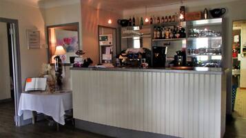 Bar (en la propiedad)