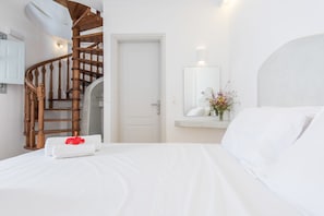 Villa, 2 chambres, piscine privée (Atlantis) | Coffres-forts dans les chambres, chambres insonorisées