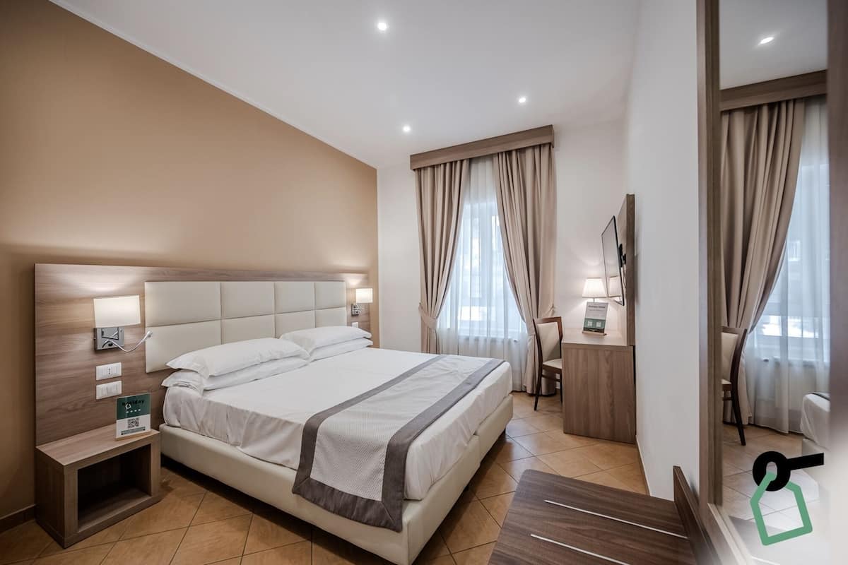 Kamar Double atau Twin Superior | Minibar, brankas, meja kerja, dan kedap suara