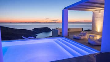 Kolam renang outdoor