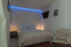 スーペリア ダブルルーム (DOUNIA) | 高級寝具、セーフティボックス (室内)、遮光カーテン、防音設備