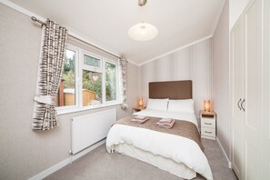 Luksushytte, 2 soverom, fjellutsikt | 2 soverom, lydisolert, strykejern/-brett og wi-fi (inkludert)