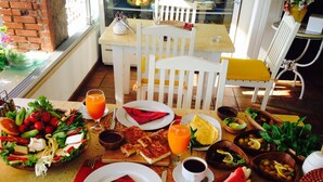Food and drink - Club Turkbuku (Bodrum)