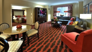 Monarch Suite | In-room safe, individually furnished, desk, laptop workspace