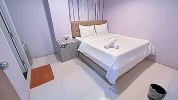 Standard Double Room | Individually decorated, free WiFi, bed sheets