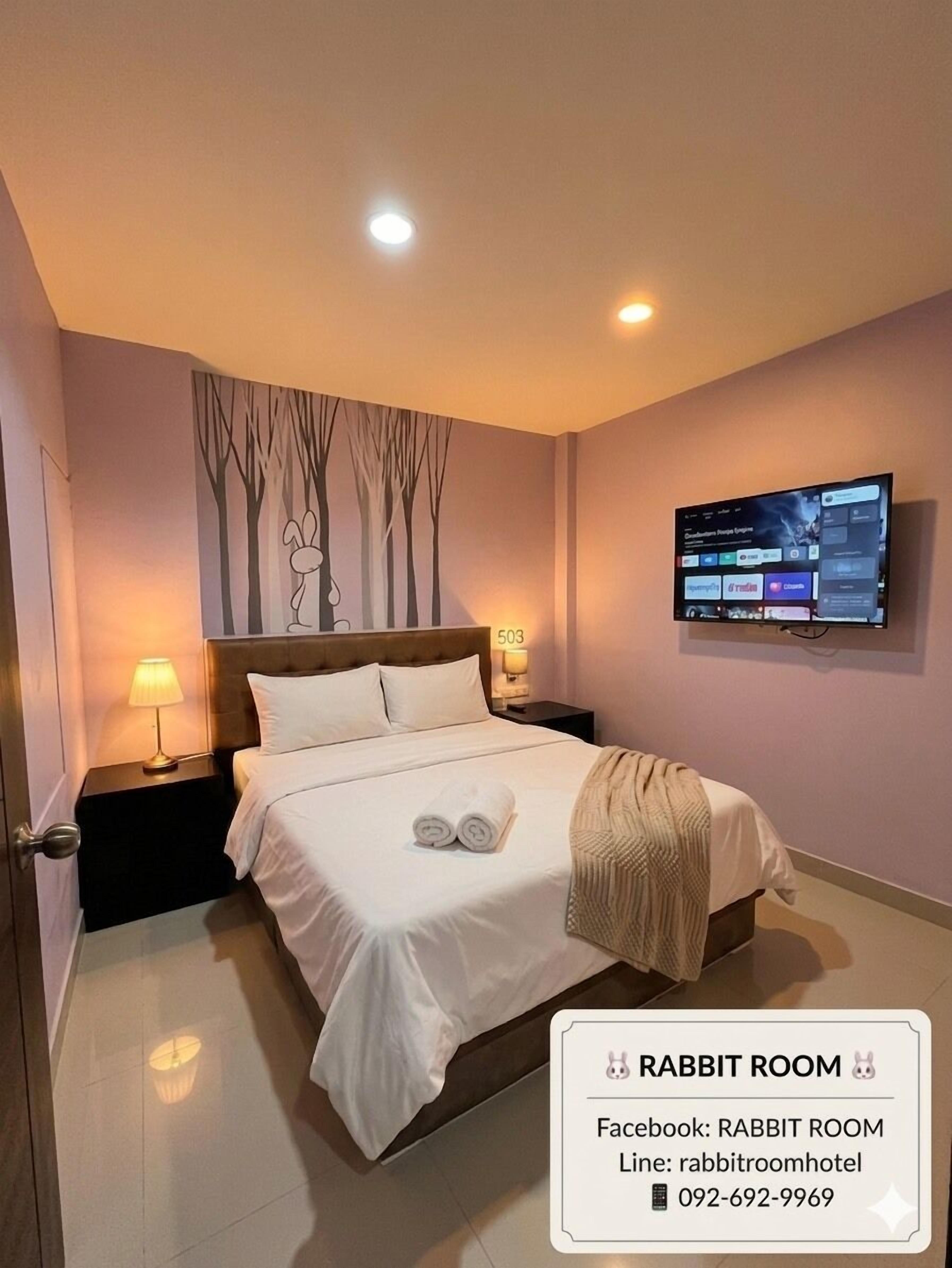 Individually decorated, free WiFi, bed sheets