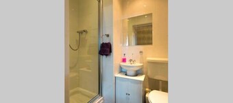 Syozant Lauriston Central ApartHotel