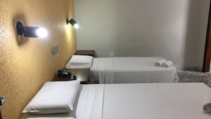 Room - Hotel Central (Belém)