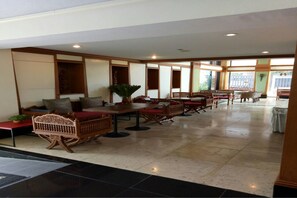 Lounge - The Imperial Home Hotel (Bangkok)