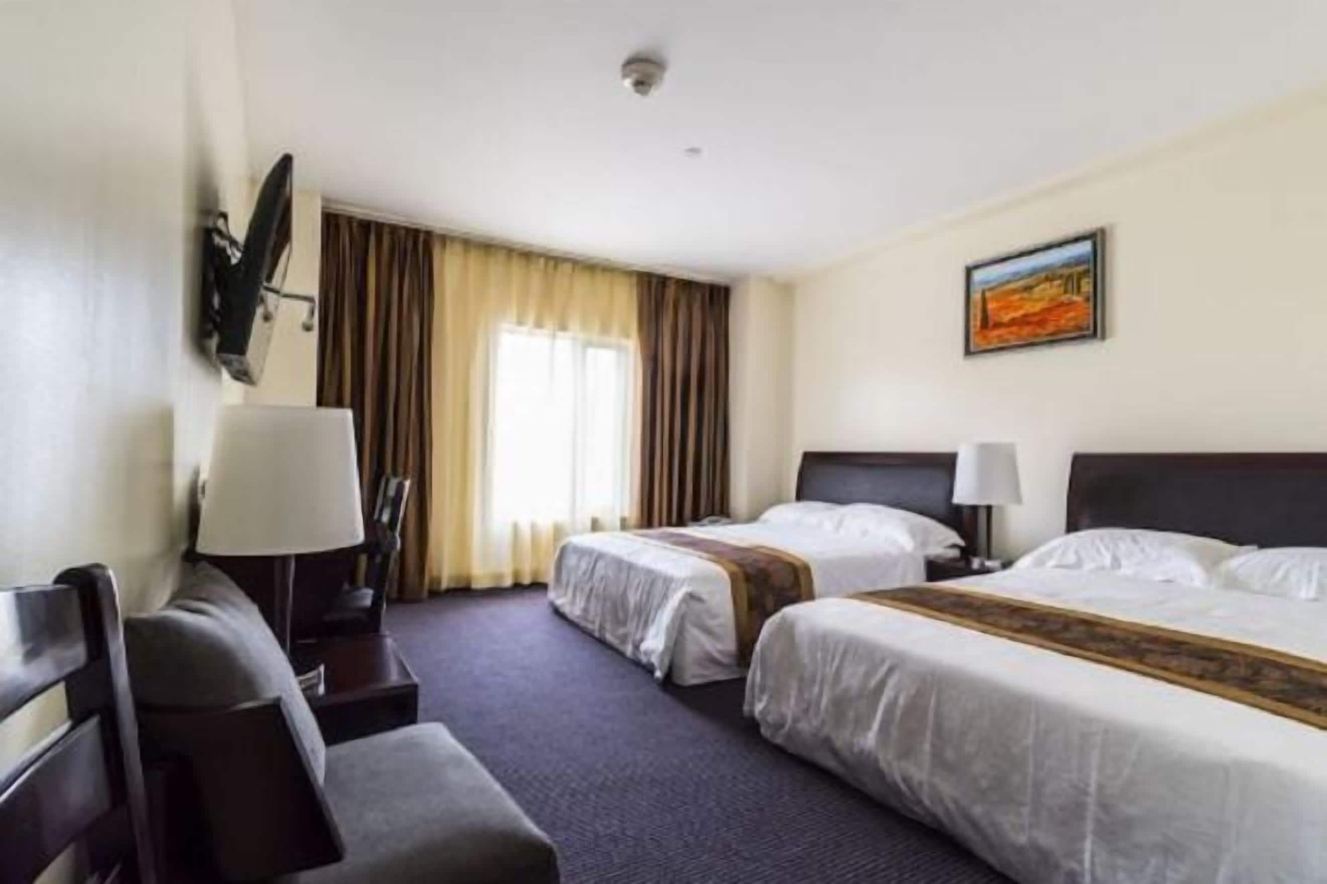 Schreibtisch, Bügeleisen/Bügelbrett, kostenloses WLAN, Bettwäsche