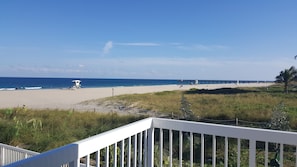 Panoramic Studio Suite, 1 King Bed, Balcony, Poolside | Balcony view - Le Cabanon Motel (Pompano Beach)
