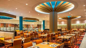 Daily cooked-to-order breakfast for a fee