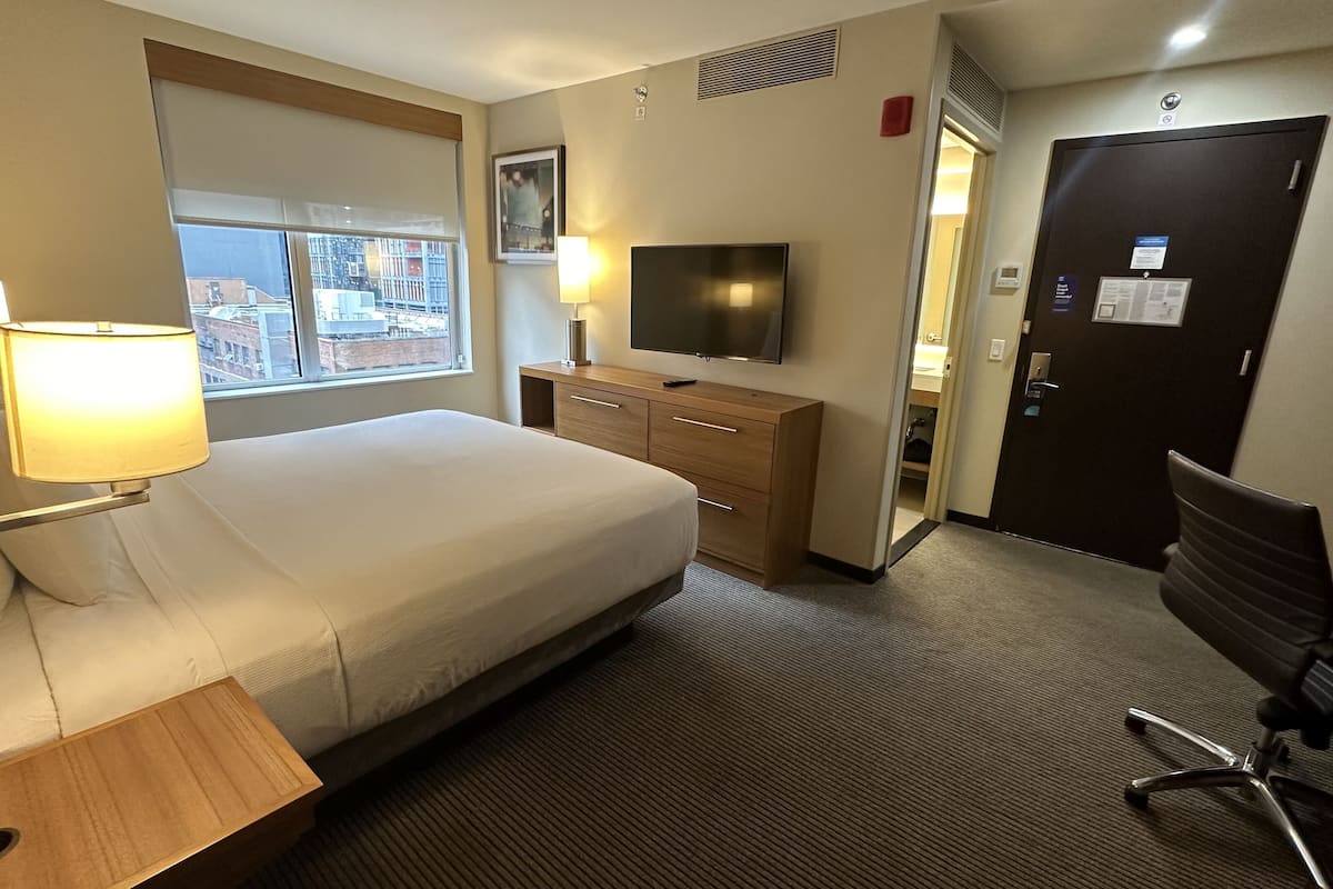 hypo-allergenic bedding, in-room safe, desk, blackout curtains