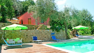 Farm holidays with pool in Sicily, among the Nebrodi's park and close to the sea