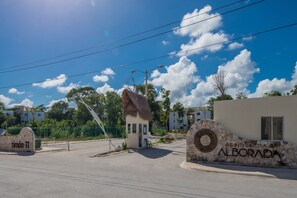 Property entrance - Tu Casa Condos (Puerto Morelos)