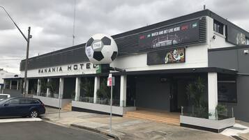 Fachada da propriedade