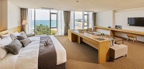 Ocean View Wellness Suite | Premium bedding, down comforters, iron/ironing board, free WiFi
