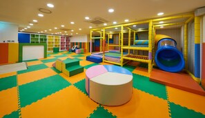 Children’s play area – indoor - Naksan Beach Hotel (Yangyang)