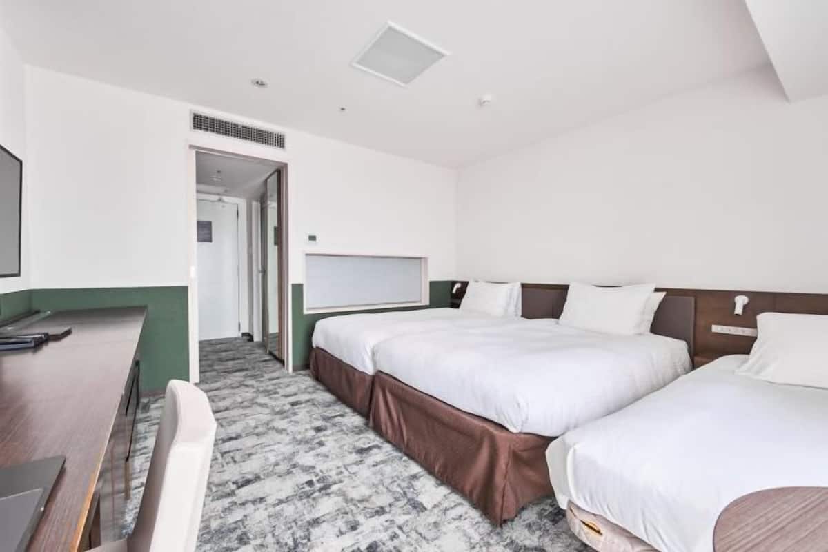 Desk, free WiFi, bed sheets