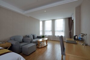 Standard Double Room | In-room safe, desk, blackout drapes, free WiFi - MeiQianJu GARDEN HOTEL (Shanghai)