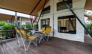 Duplex Glamping | Terrace/patio - Caravan Bay Camping - Caravan Park (Yongin)